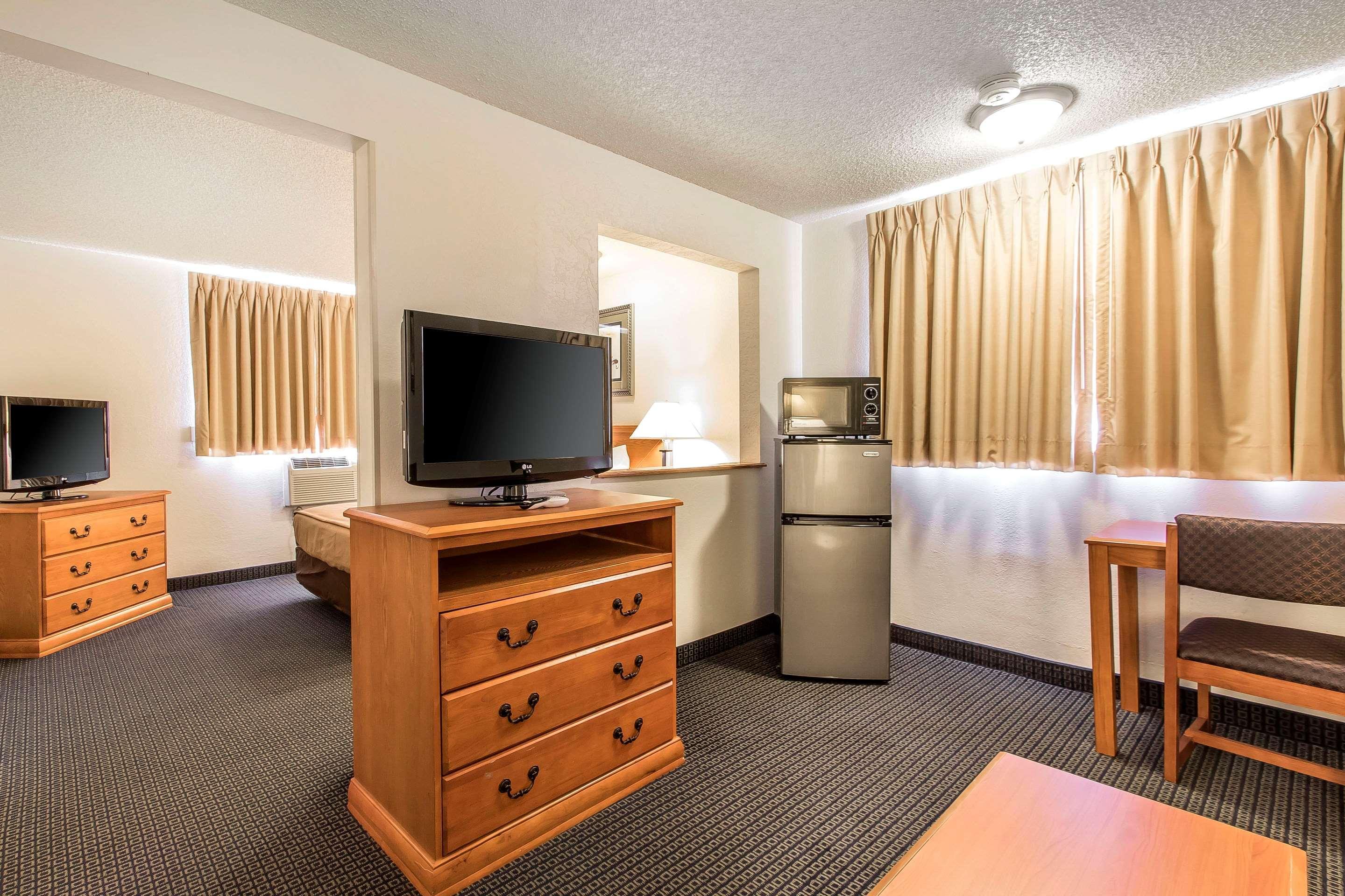 Brentwood Inn Clinton Luaran gambar