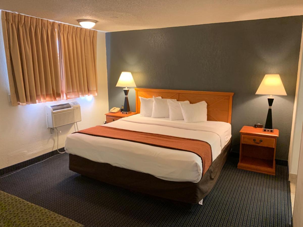 Brentwood Inn Clinton Luaran gambar